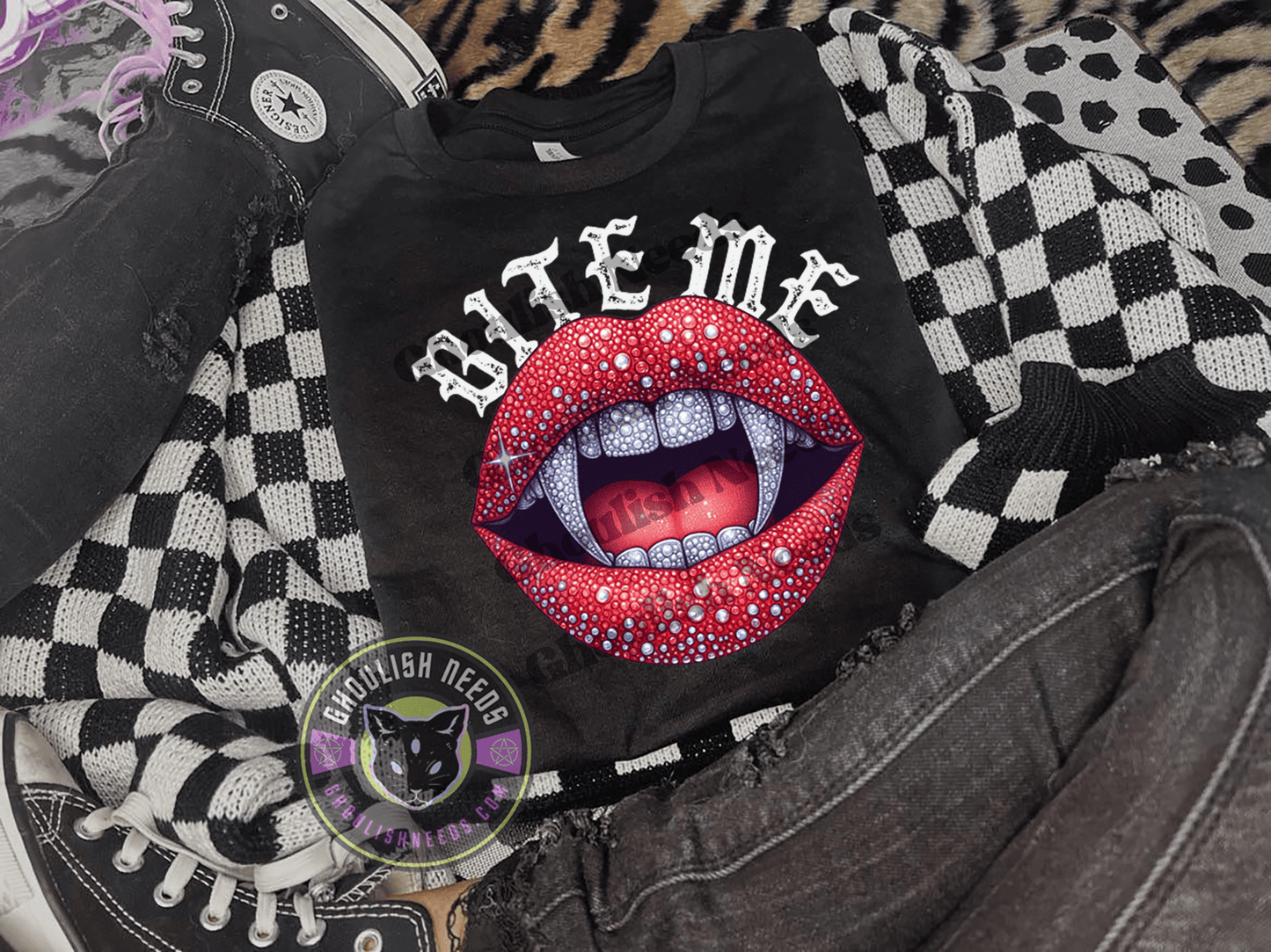 Bite me Glamour Unisex T-shirt