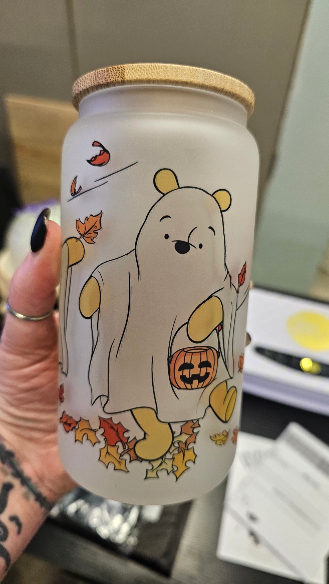 Halloween Pooh 16oz Frosted Libbey Glass