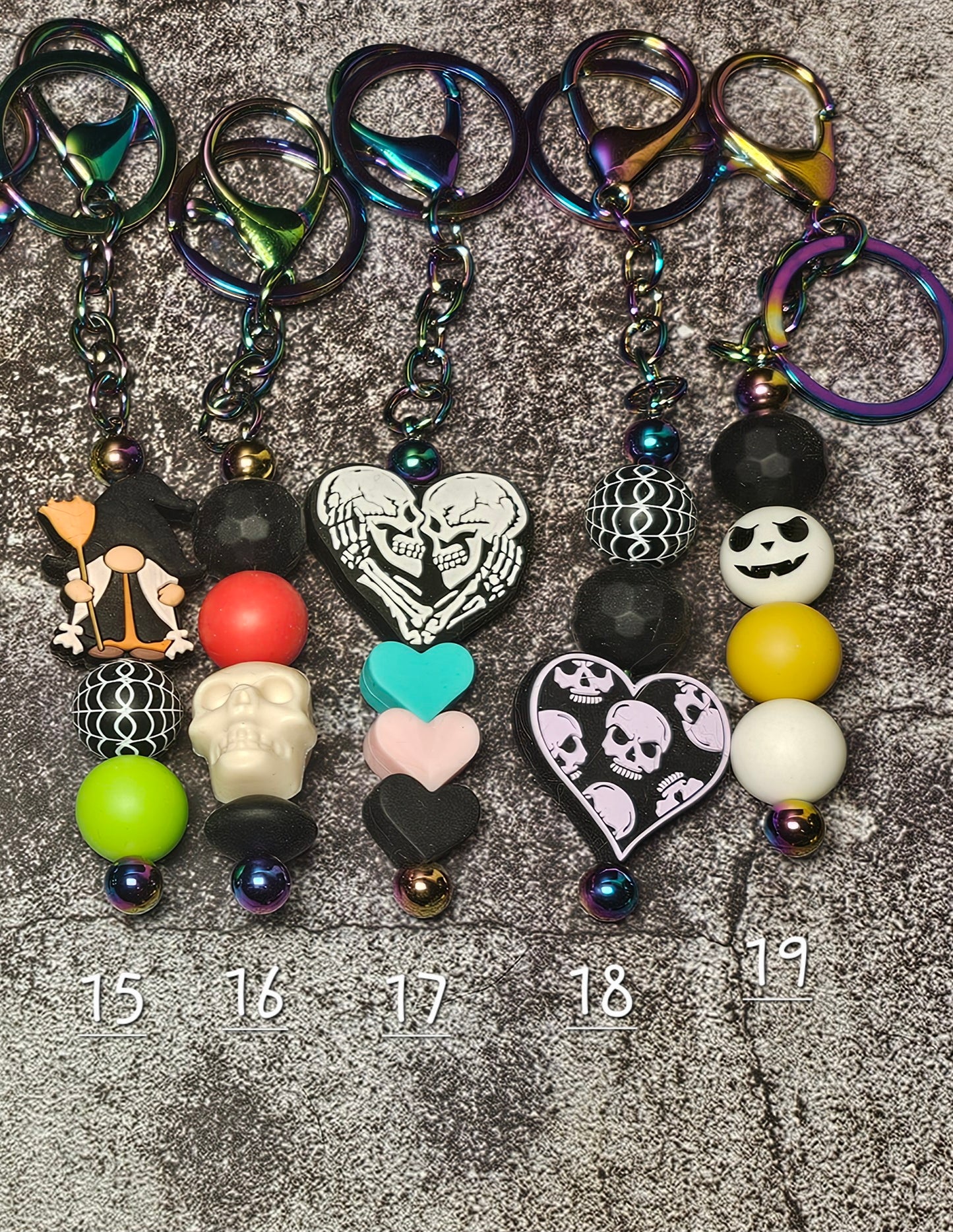 Beaded Silicone Oil Spill Keychains