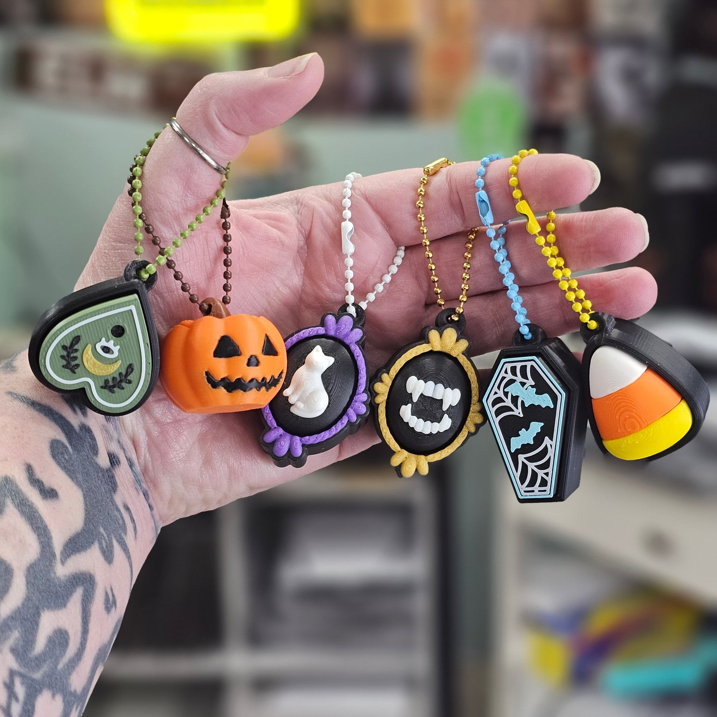 Spooky 3d Clickers being held