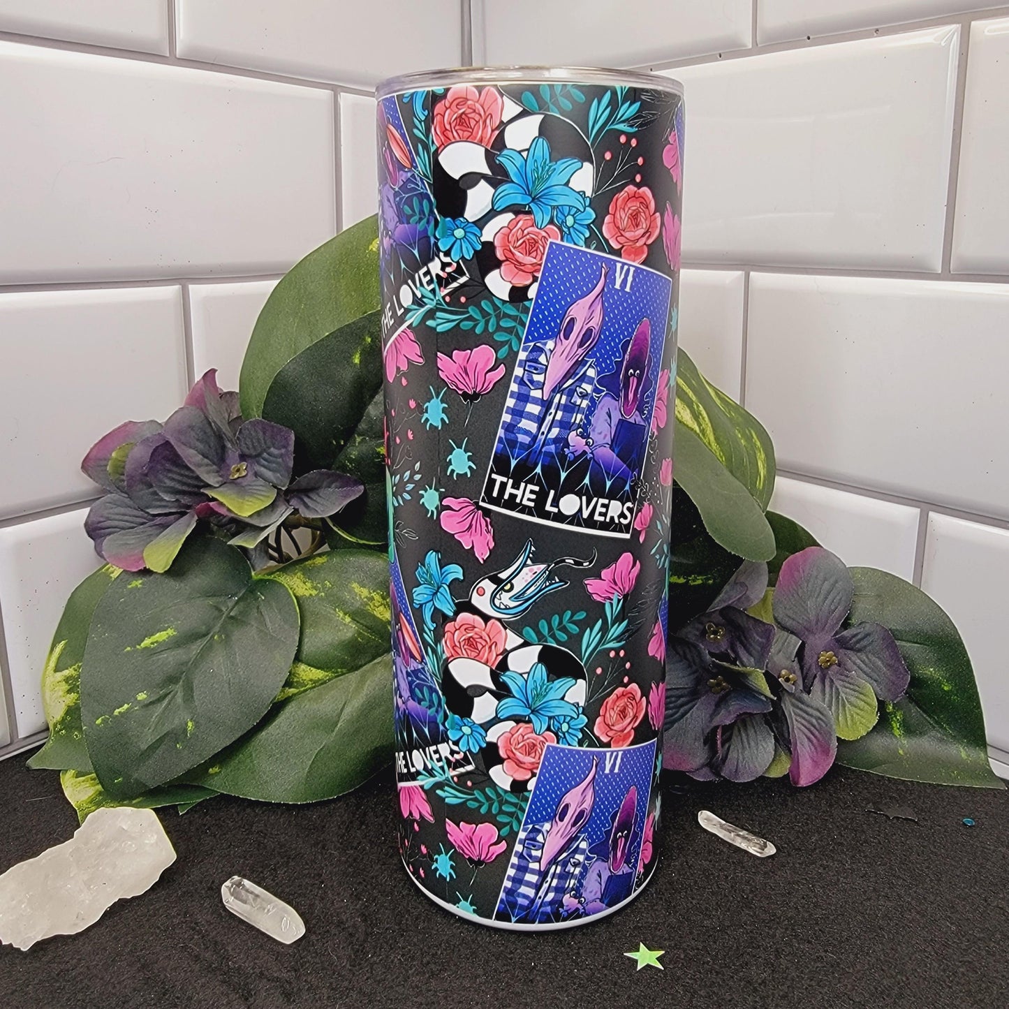 The Lovers Horror Tumbler - Full wrap design showing iconic 80s horror couple